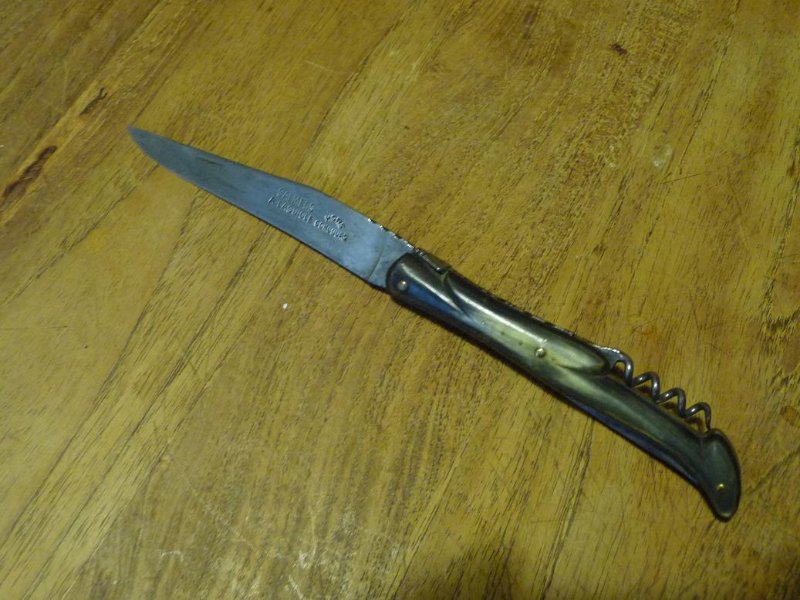 Laguiole Calmels ouvert.JPG