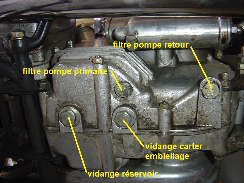 vidange sous moteur.JPG