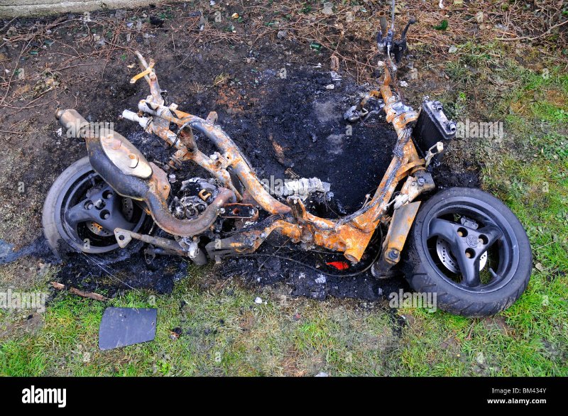 burnt-out-motor-scooter-bm434y.jpg