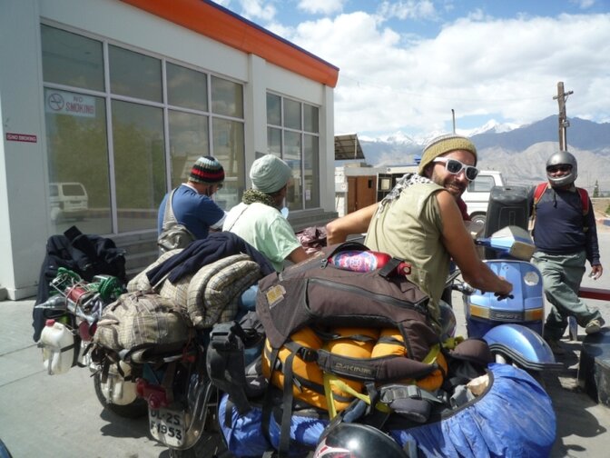 Trois gaillards à Leh.jpg