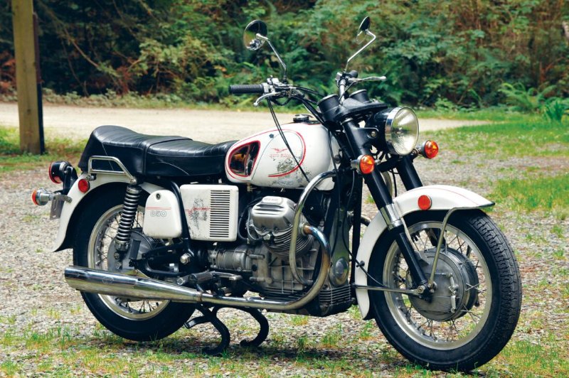 Guzzi-1-1100x732.jpg