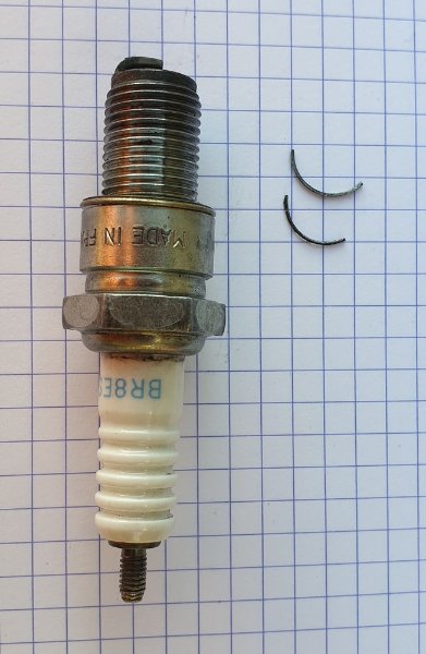 Filets arrachés dans puits de bougie.jpg