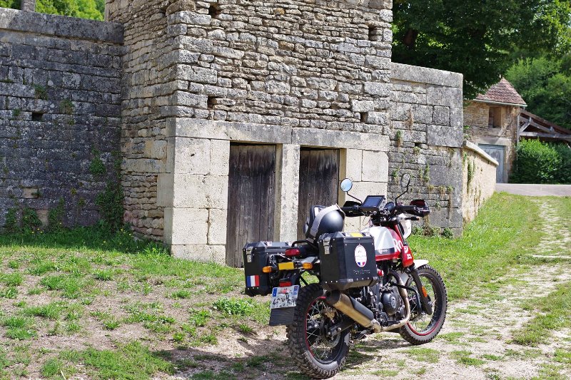 25 août 2025 Annoux Tour de Chappe (25) pt.jpg