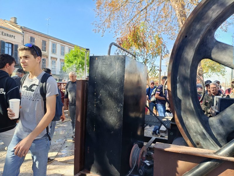 WhatsApp Image 2025-10-18 à 17.15.24_152cea82.jpg