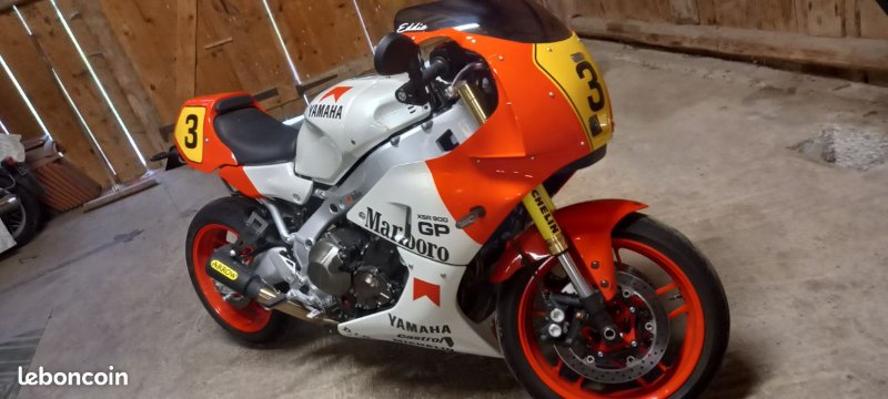 Yamaha 900  GP.jpg