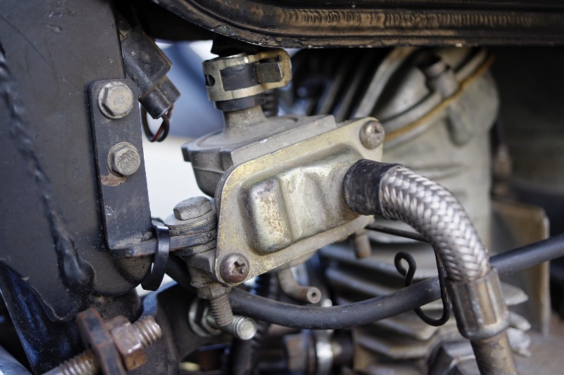 20251112 03 Side Royal Enfield.JPG