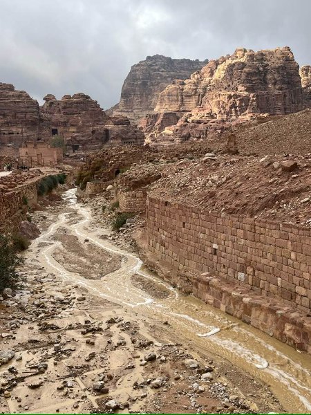 2025 12 16s - JoceMidée.jpg