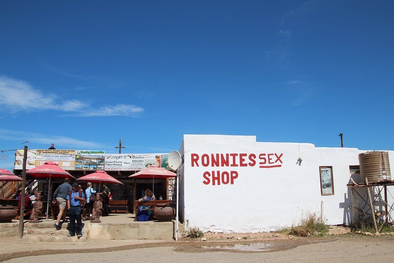 ronnie-s-sex-shop.jpg