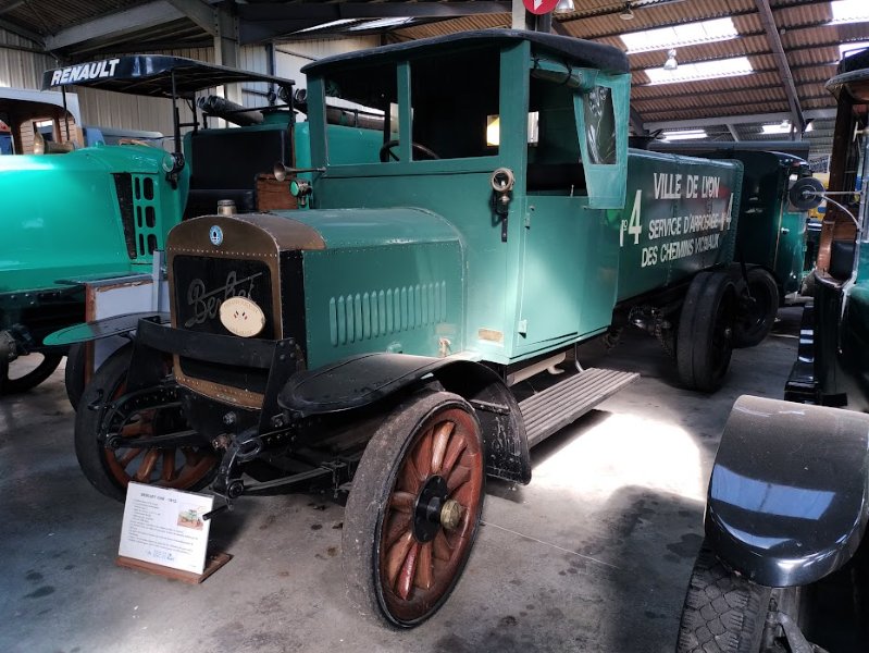 CB 104.jpg
