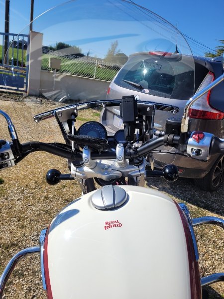 Pare brise Softail intérieur.jpg