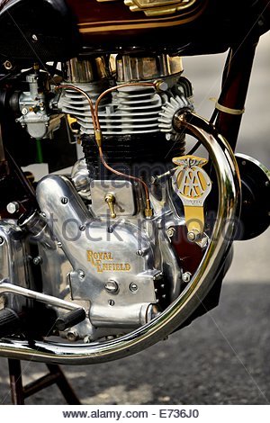 royal-enfield-bullet-350-g2-1954-moto-moteur-fabrique-en-angleterre-e736j0.jpg