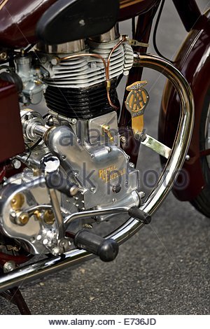 royal-enfield-bullet-350-g2-1954-moto-moteur-fabrique-en-angleterre-e736jd.jpg