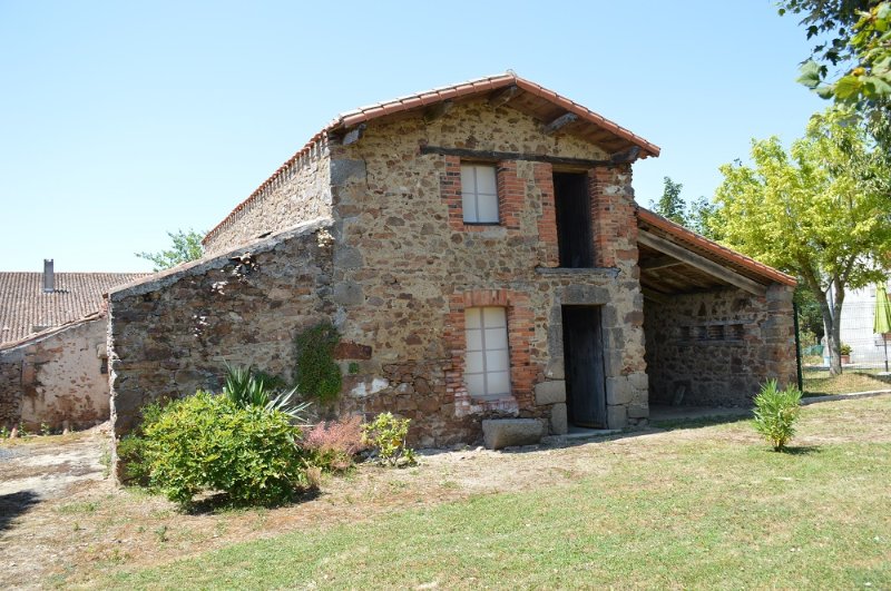 033b MAISONETTE 1.jpg
