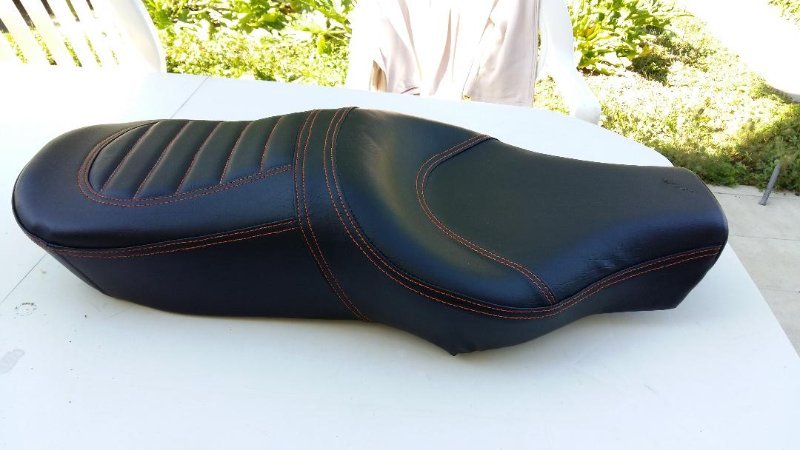 Photo_selle_dessus.jpg