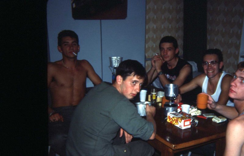 07.1984 armée.jpg