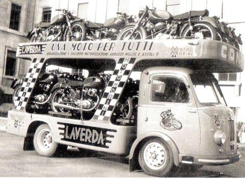 vieille_photo_moto_depanneuse_laverda.jpg
