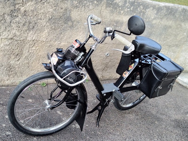 Forum RE 125.JPG