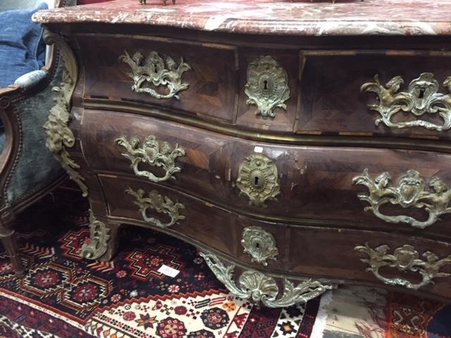 commode 2.jpg