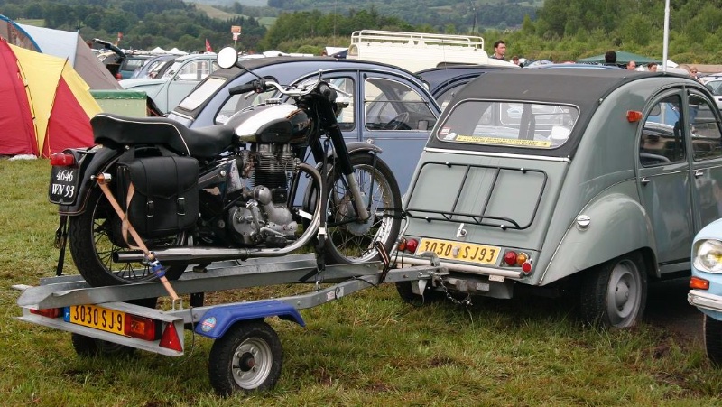 2CV +remoBullet.JPG