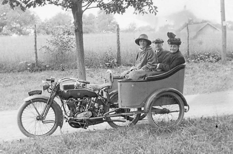 transport-en-commun-moto.jpg