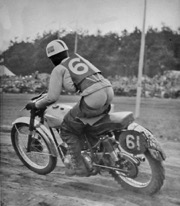 Moto-cross-cul-nu182.jpeg