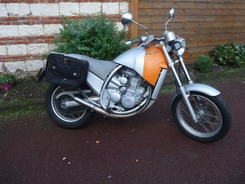 Aprilia 006.jpg