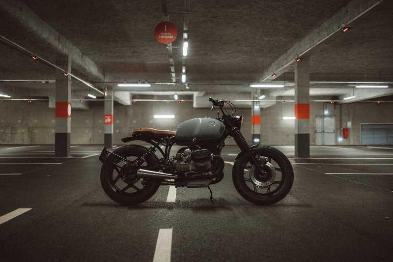 bmw-R100.jpg