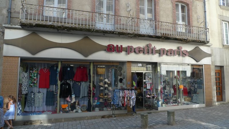 Magasin à Felletin.JPG