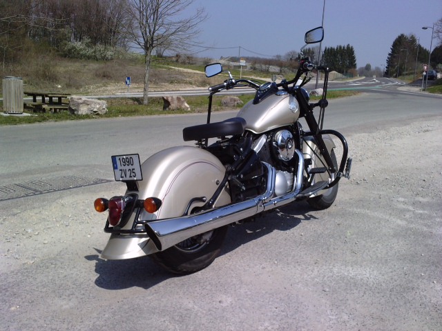VN800 Drifter 3.JPG