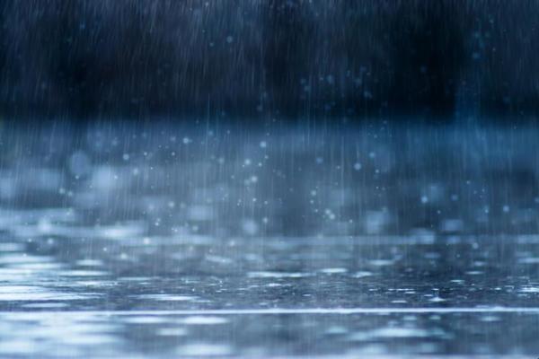 rever_de_pluie_signification_des_reves_14702_600.jpg