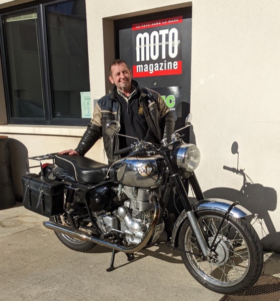 Bullet 500 BH à Motomag, 6 fev 23.jpg