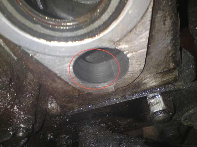 1-orifice-bague--gauche.jpg