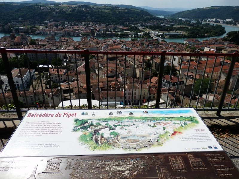 P7020711-r.jpg